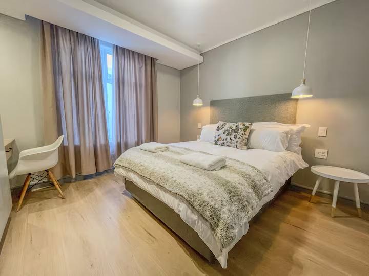 6 Bedroom Property for Sale in Kingswood Golf Estate Western Cape